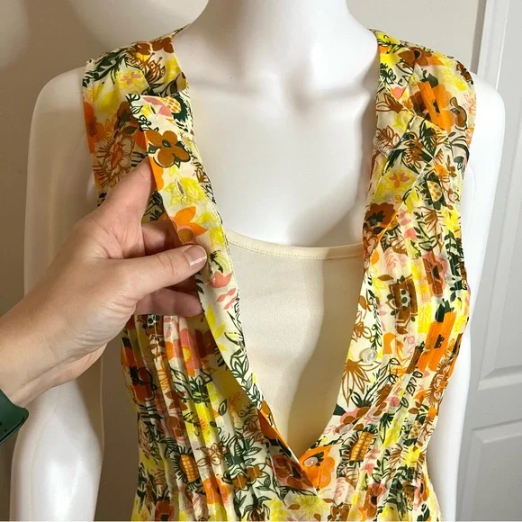 ModCloth S Buttercup Retro Floral Print Chiffon Pleated Shift Dress EUC 60s Mod - Picture 3 of 12